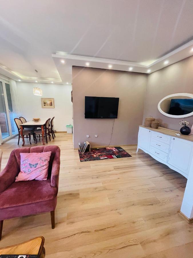 Apartman Centar Sa Sigurnim Parkingom Saraybosna Dış mekan fotoğraf