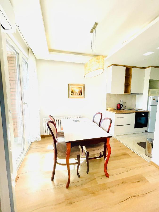 Apartman Centar Sa Sigurnim Parkingom Saraybosna Dış mekan fotoğraf